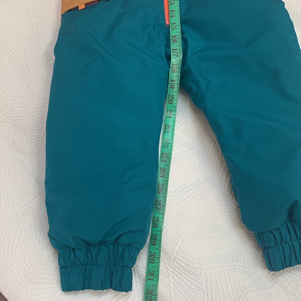 Patagonia snow pile one piece 2T - Picture 7 of 10
